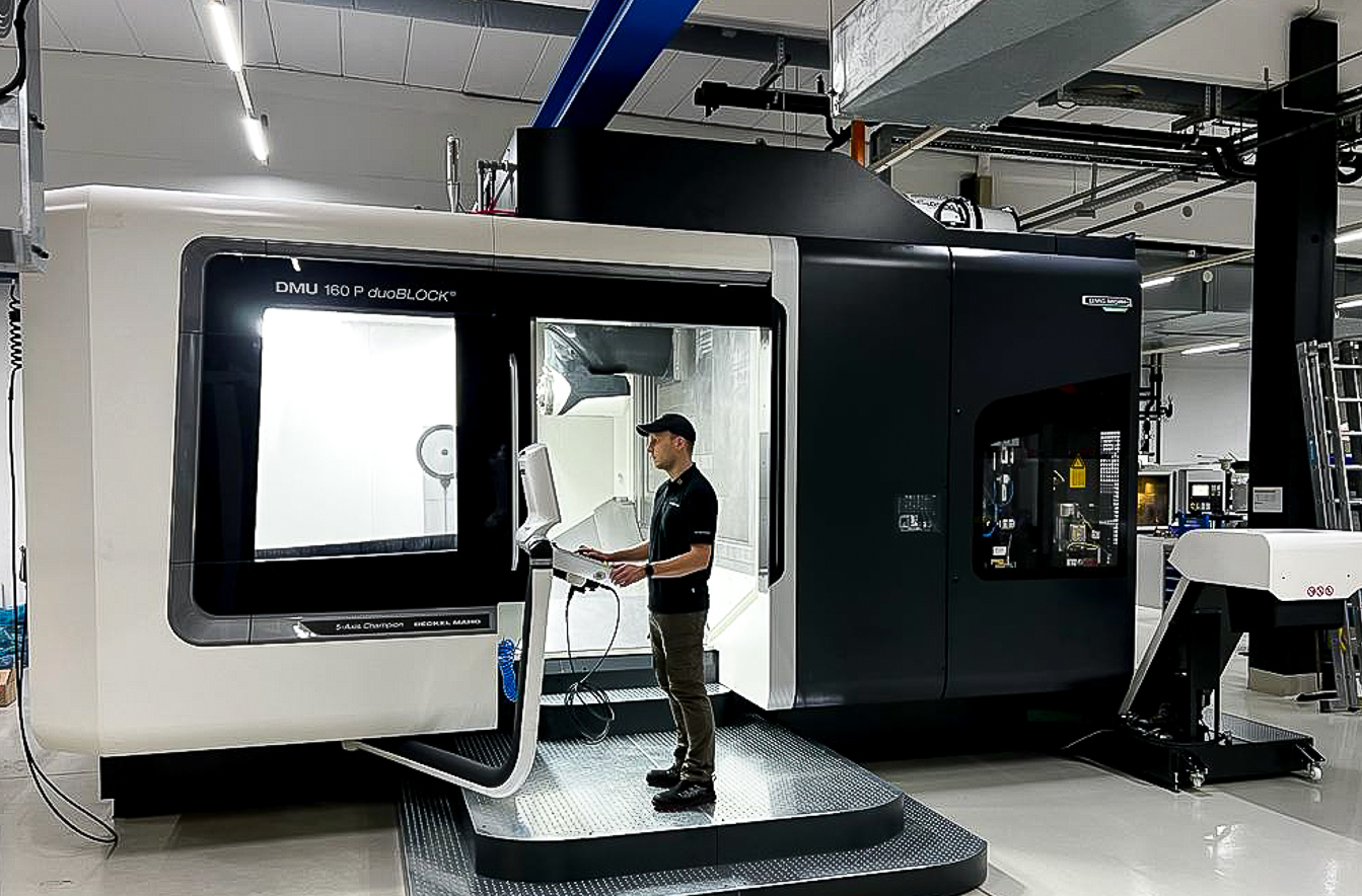 CNC Fräsen Großteile SK TECHNOLOGY - DMU 160 P duoBlock